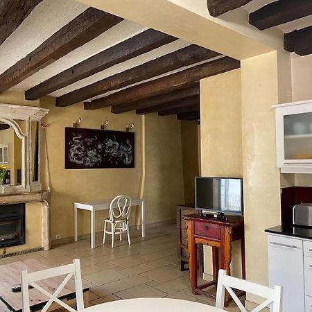 לה מאנש Charmant Appartement - Centre Cite Plantagenet!!! מראה חיצוני תמונה