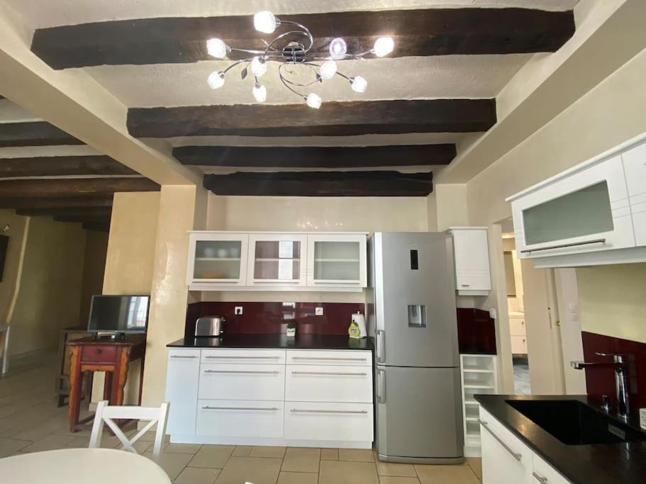 לה מאנש Charmant Appartement - Centre Cite Plantagenet!!! מראה חיצוני תמונה