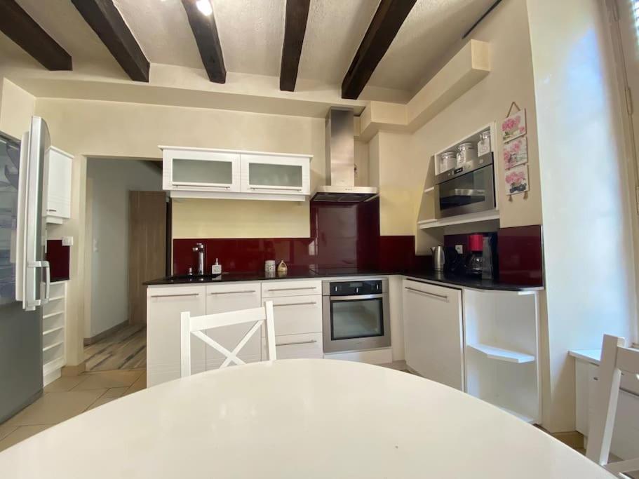 לה מאנש Charmant Appartement - Centre Cite Plantagenet!!! מראה חיצוני תמונה