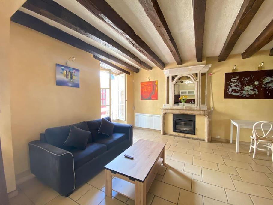 לה מאנש Charmant Appartement - Centre Cite Plantagenet!!! מראה חיצוני תמונה